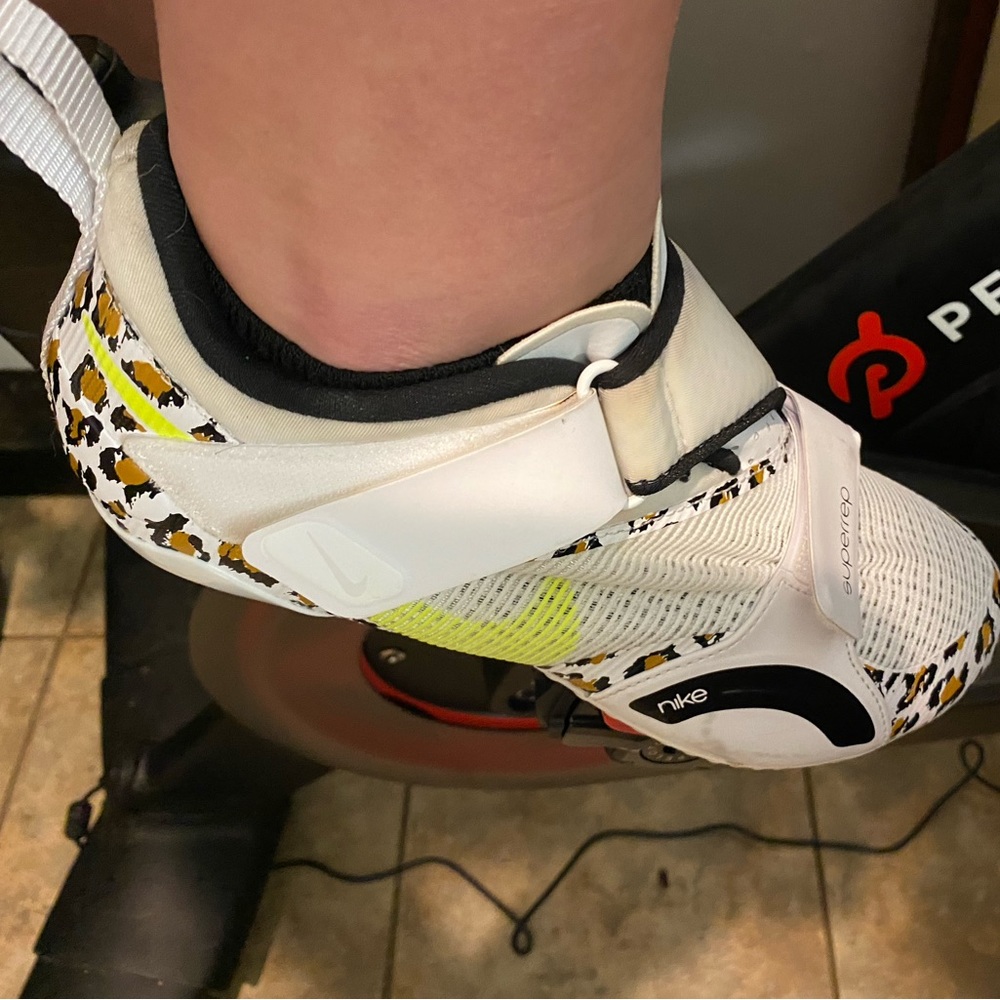Too small Nike Spin shoe